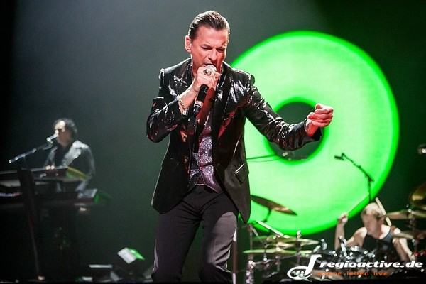 Im Gefühl des Augenblicks - Fotos: Depeche Mode live in der Mannheimer SAP Arena 