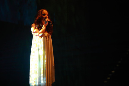 Elfengleich - Fotos: Oonagh als Opening Act von Santiano live in Köln 